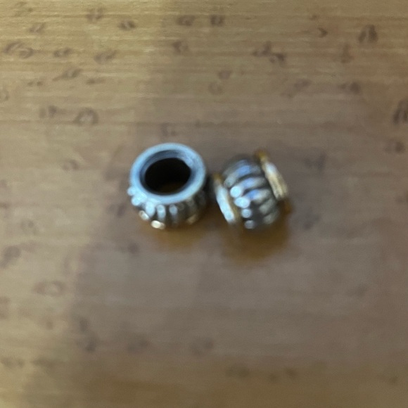 Lot 2 Mara two tone charm bead spacers Brighton - Picture 3 of 3